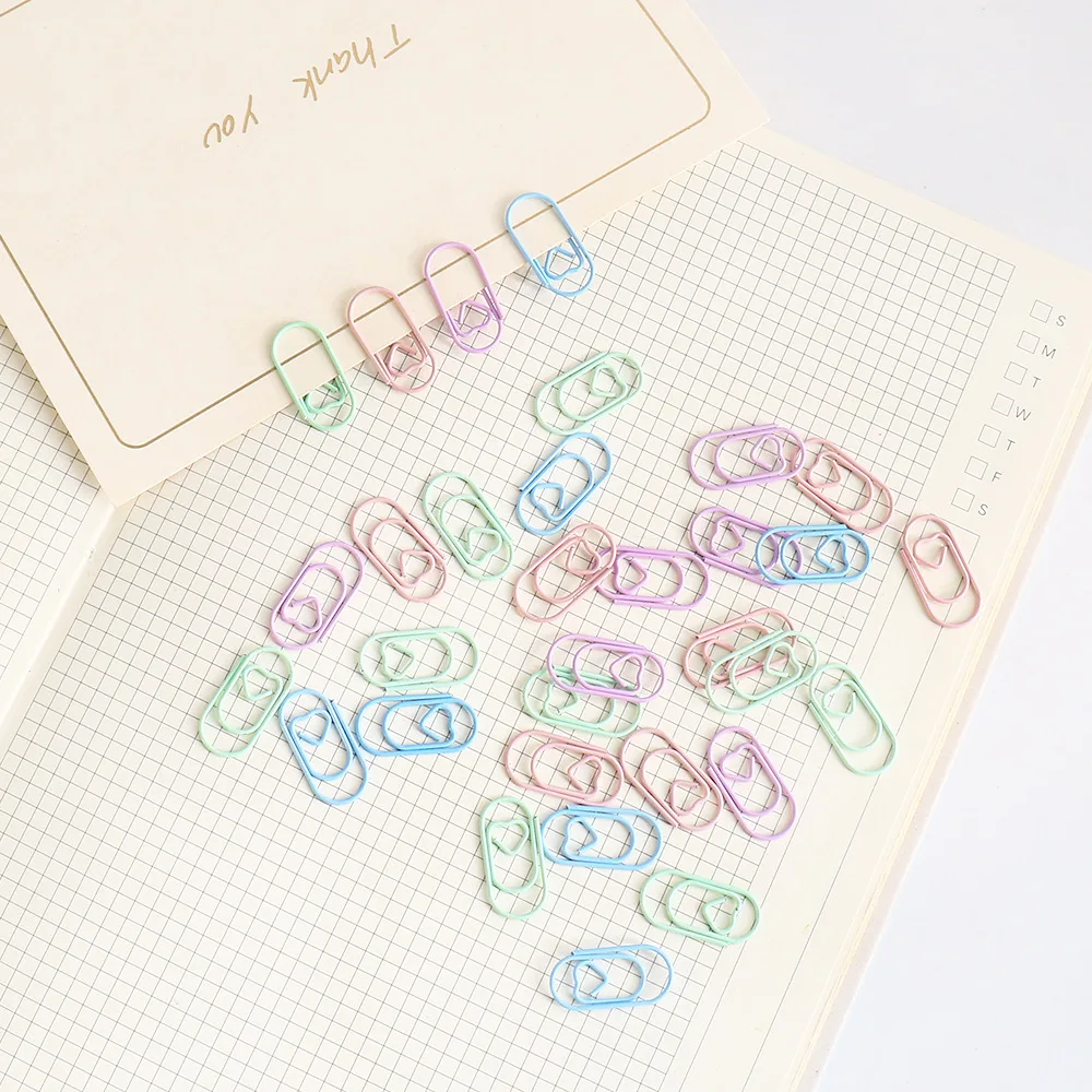 50 stks Mini Creativiteit Liefde Hart Paperclips Foto Tickets Houder Bindmiddel Clips Kantoor Informatie Clip Metalen Woord Clip Memo Clip