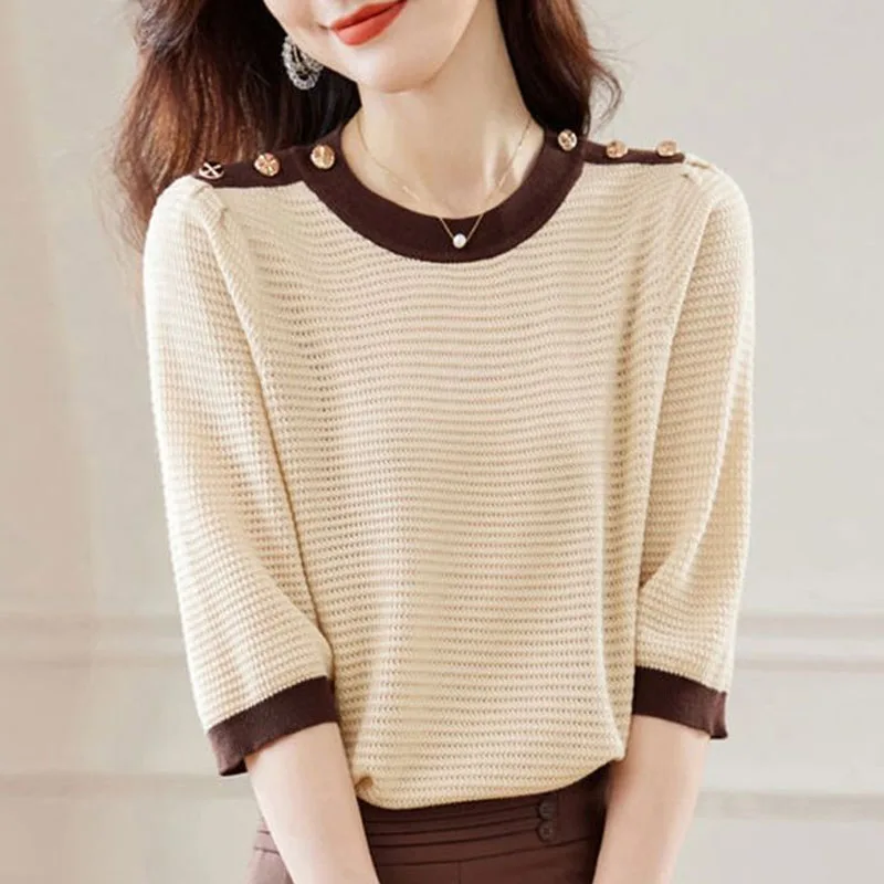 Autumn Fashion Trend Contrast Color Round Neck Loose and Versatile Casual Style Slim and Age Reducing Women\'s Knitted Sweater