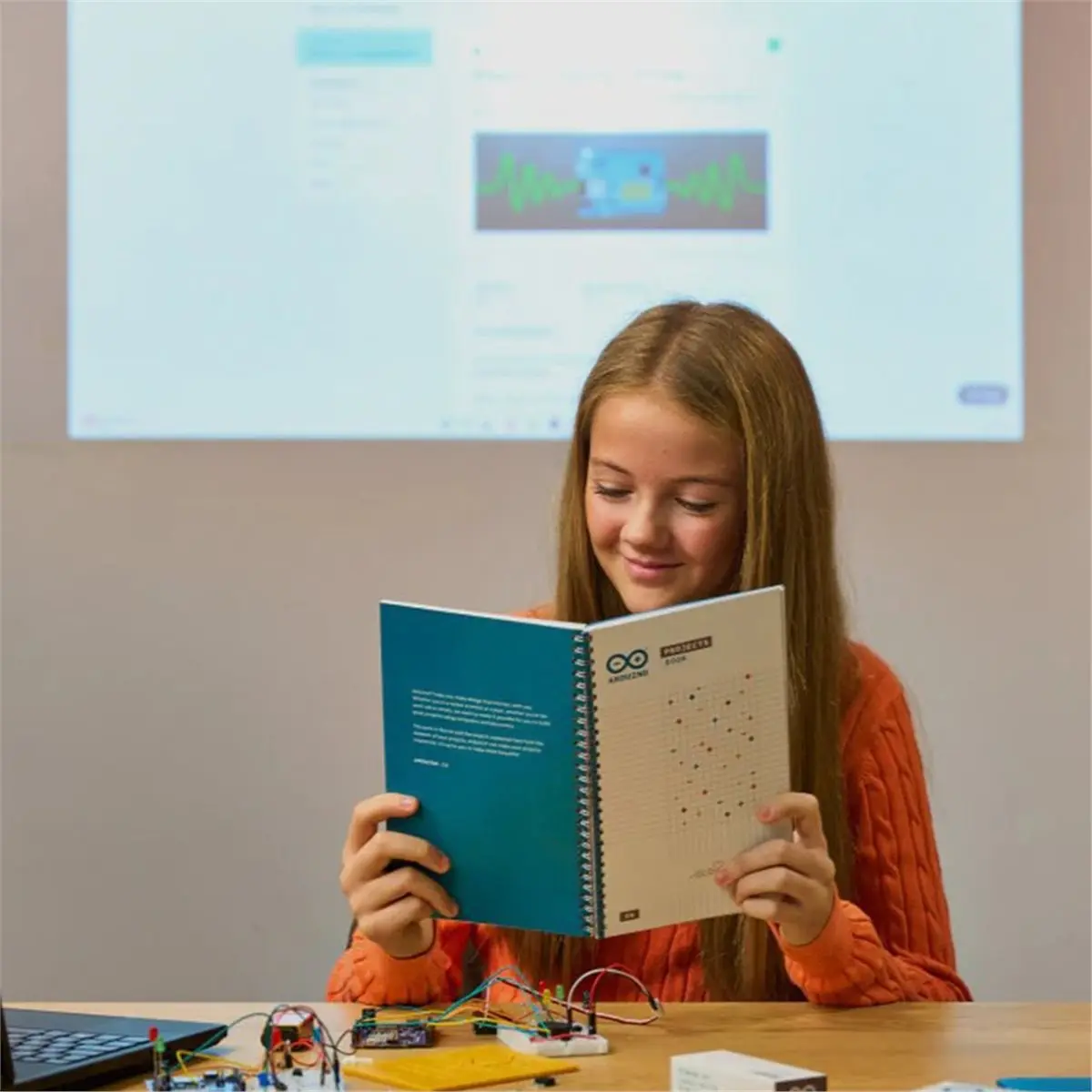 For Kit R4 K000007 for R4 WiFi Board Learn Electronics and Coding 13 Guided Projects