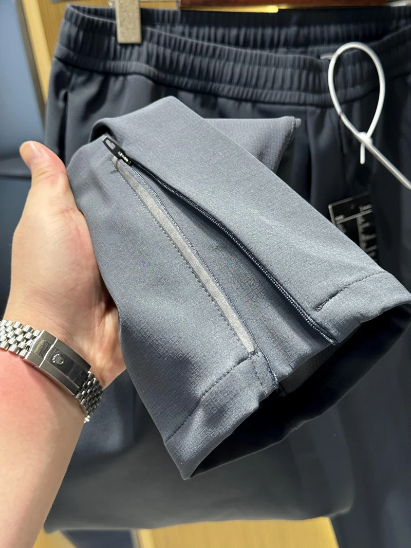 

Men's High-End Outdoor Casual Windproof Waterproof Long Pants All-Match Leisure Trousers Straight Leg Fit for Autumn Winter