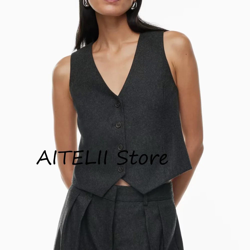 

Women's Woolen Sleeveless Vest Lady Jackets Women’s Winter New in Coats & Jackets Women's Autumn Clothes Mantel Vests Woman Warm