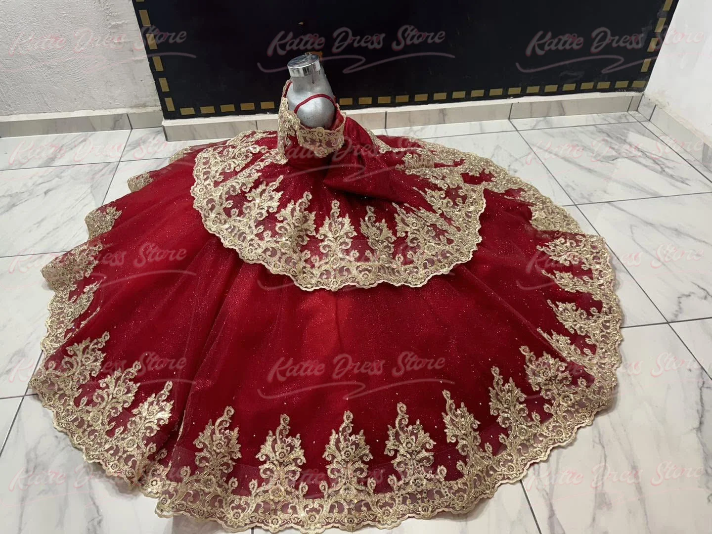 Red Customized Flower Girl Dress For Wedding Applique Puffy Tulle With Bow Kids Birthday Party First Communion Ball Gowns