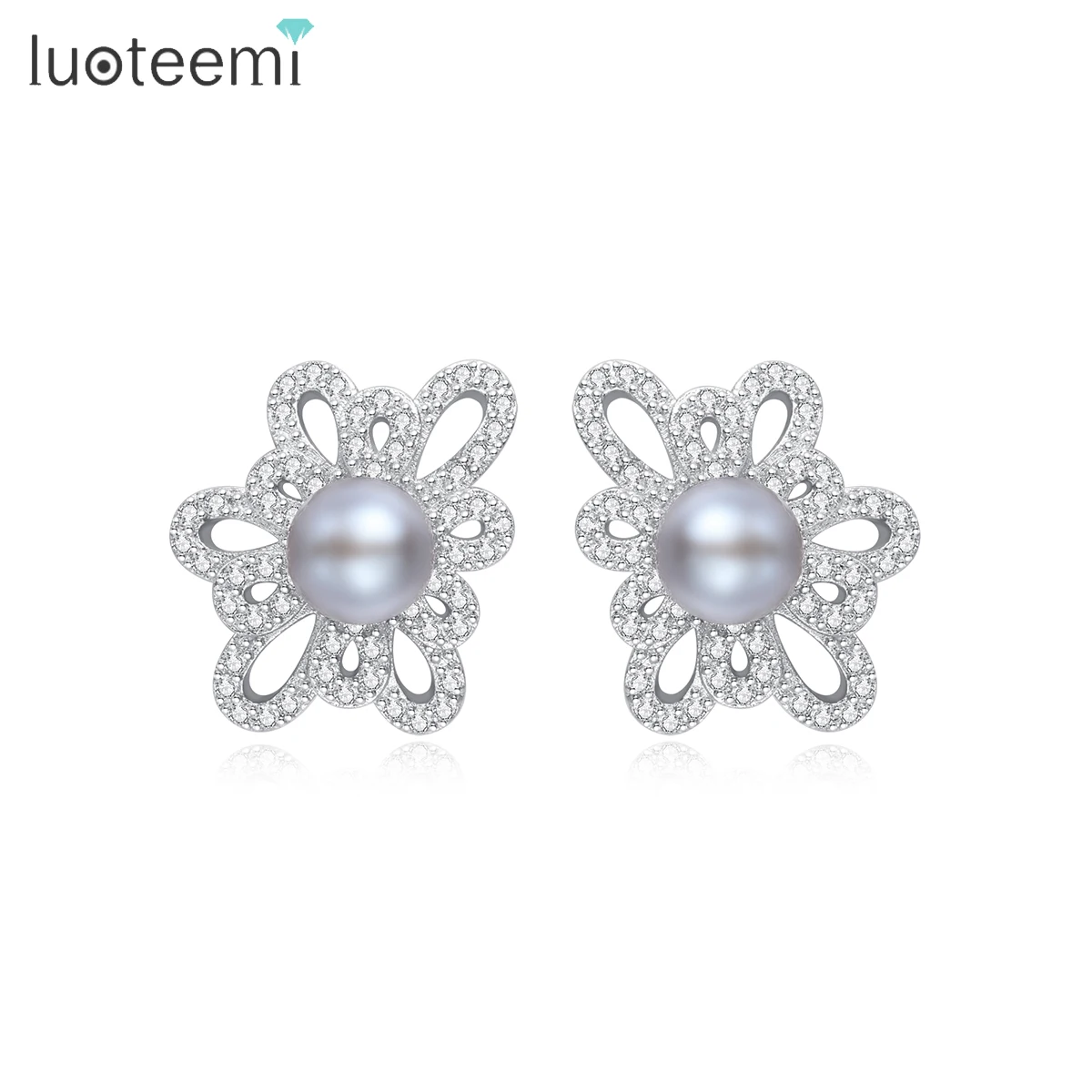 

LUOTEEMI Classic Freshwater Pearl Elegant Studs Attracrive Flower Shape Hollow CZ Earrings for Women Girls Daliy Wedding Jewelry