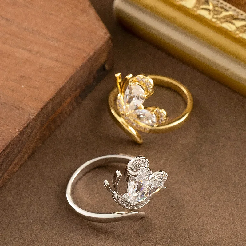 Fashionable and exquisite diamond-encrusted zircon smart butterfly adjustable open ring niche high-end commuter jewelry