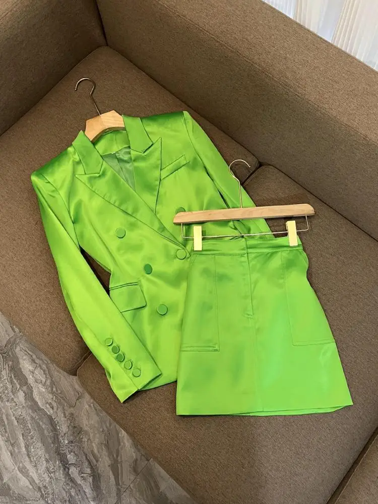 

Новый модный атласный двубортный свободный костюм с юбкой, комплект из двух предметов A6528, женский деловой повседневный наряд 2026 года