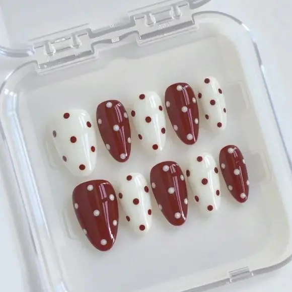 

10pcs Red Almond Handmade Press-On Nails,,Christmas Nails,Polka Dot Nails,Cute,Nail Supplies,Suitable For Women's Parties Wear
