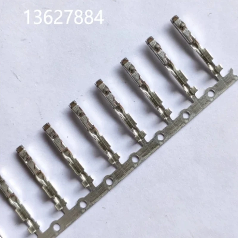 50PCS Original genuine Car connector 13627884 female terminal waterproof connector
