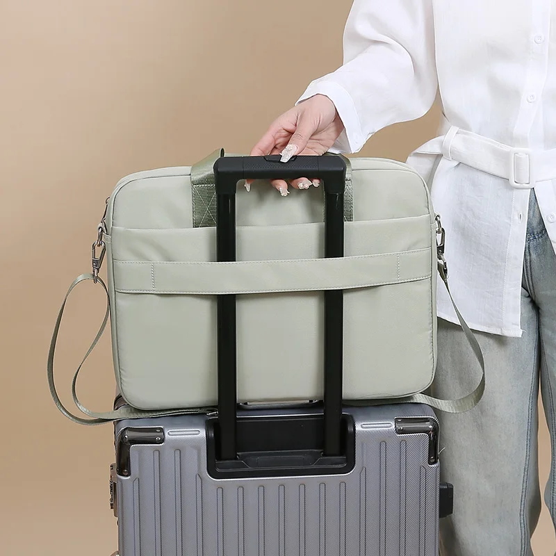 2025 nuova valigetta da uomo in tessuto Oxford da donna borsa a tracolla per laptop borsa da pendolare d'affari zaino da viaggio grande da viaggio all'aperto