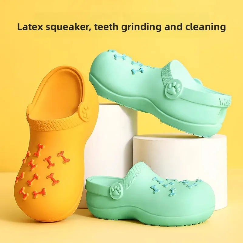 Squeaky Dog Chew Toy Simulated Slipper Rubber Teething Toy, Textured Sole Design for Puppy Dental Care, Anti-Destructive Pet Toy