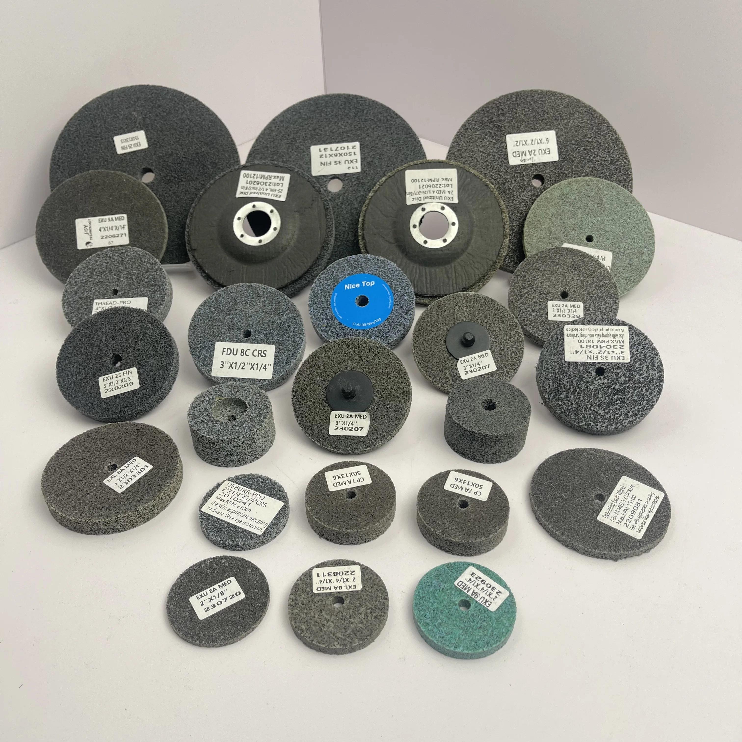 EXU 3S FIN 2X1/4 Аппаратизированное колесо Полировальный круг по металлу Абразивный инструмент