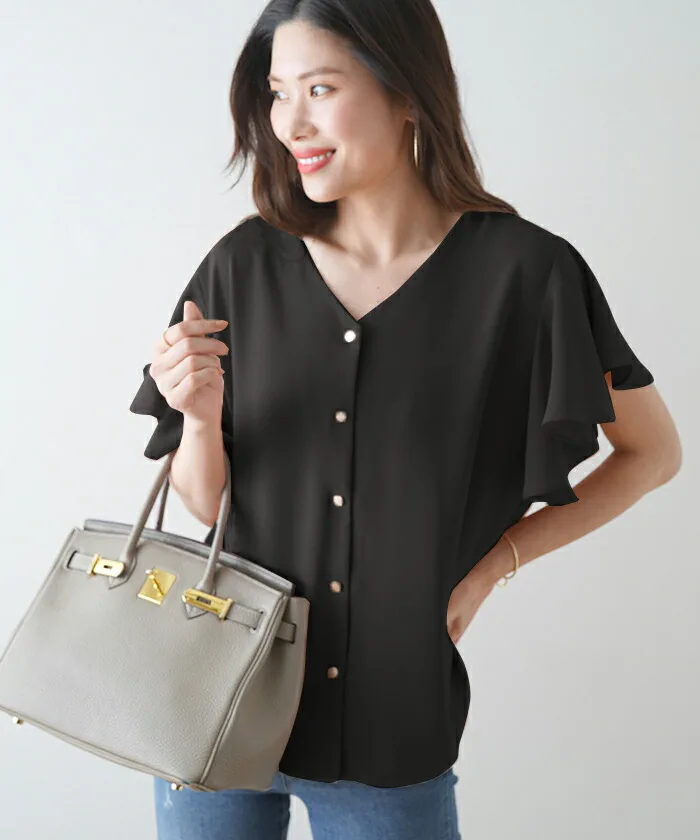 Damska bluzka z koronkowym wykończeniem w japońskim stylu, idealna na wiosnę, lato i jesień, z motywem kwiatowym, kolekcja Fre Pure Color ort Sve irt 2023.