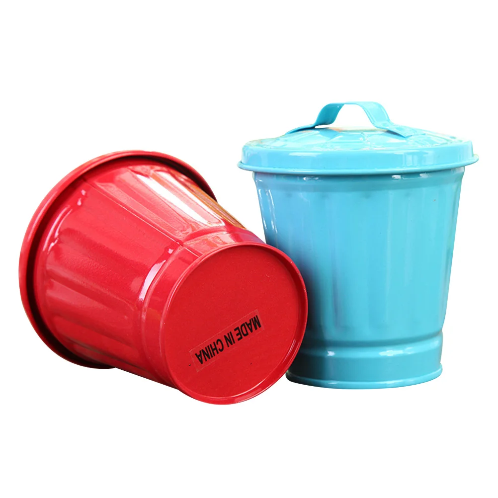 

Mini Covered Desktop Trash Can Iron Garbage Box Random Color Small Size Desktop Waste Container for Home Office Car