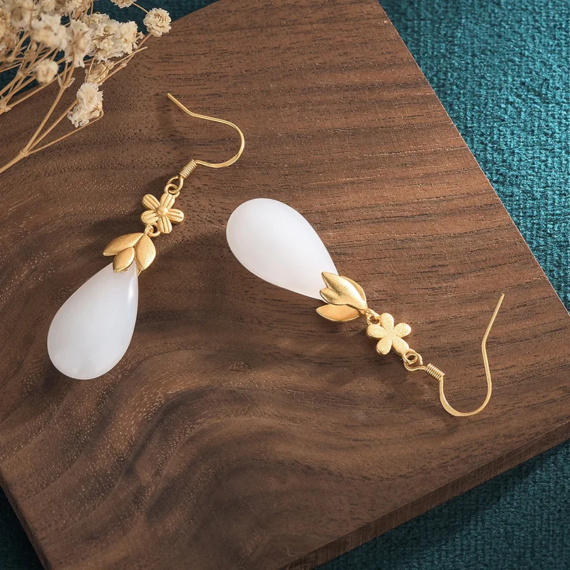 Trendy Luxury Golden Flower Stud Earrings For Women Fashion Fall Winter Jewelry Accessories Traditional Imitation Jade Earrings