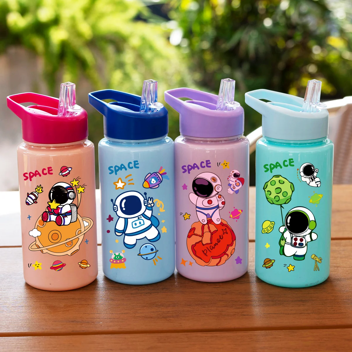 

1 Piece 500ml (17 fl oz) Cartoon Astronaut Space Printed Straw Cup, Summer Water Bottle, BPA Free, Portable Sports Outdoor Cup,