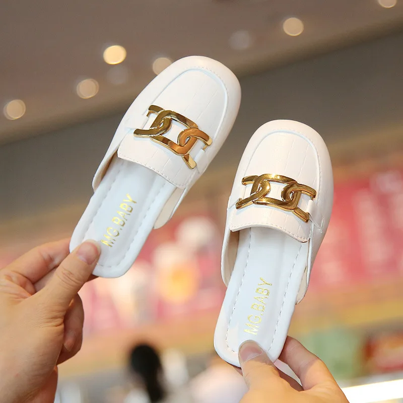 Children Sandals for Girls 2022 Summer New Girls Covered Toes Flat Leather Slippers Casual Lazy Metal Korean Kids Fashion Flats