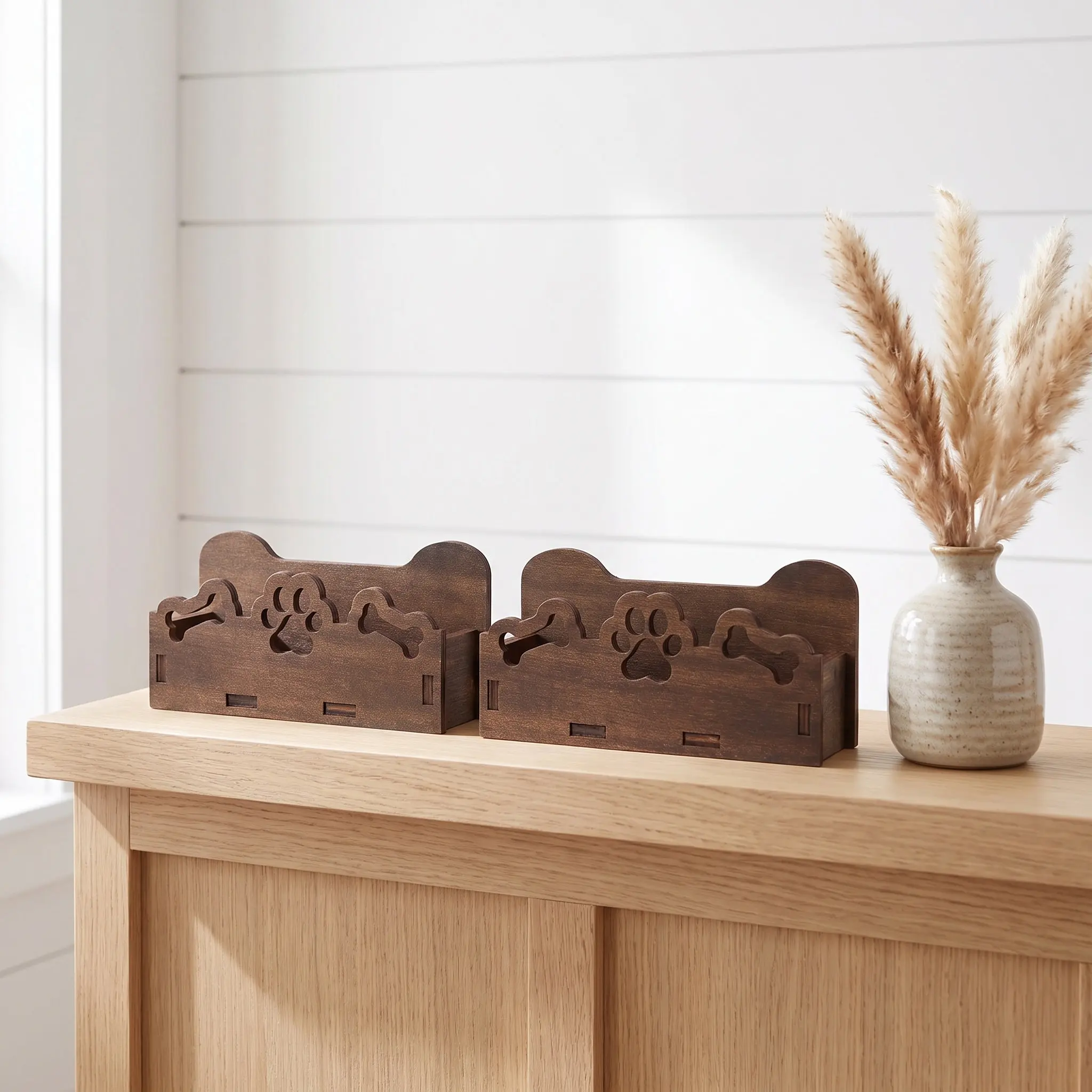 2Pcs Wood Business Card Holder Desk Organizer Small Footprint Name Card Display Stand Dog Paw Pattern Natural Wood Grain