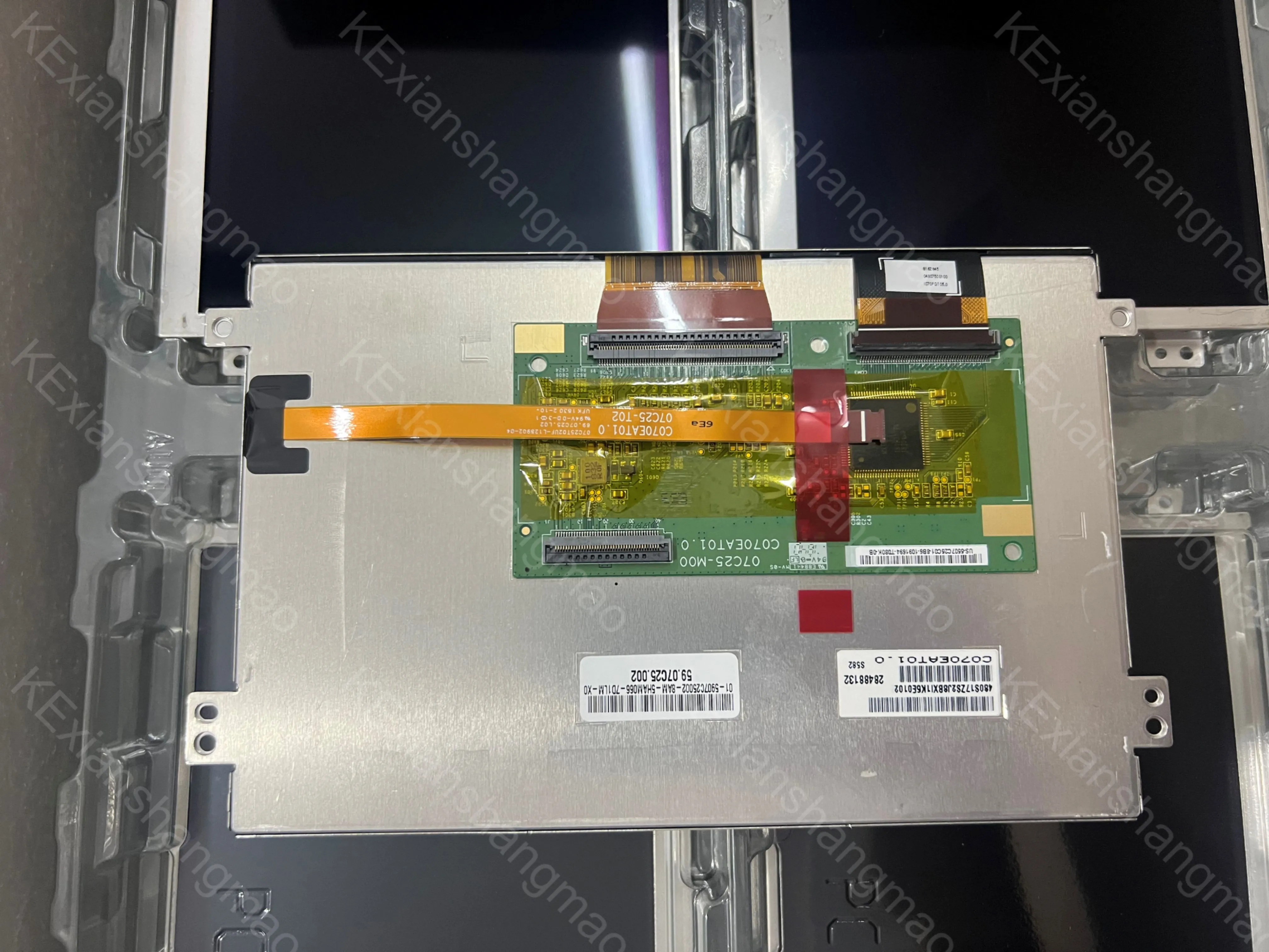 

Новый 7-дюймовый экран C070EAT01.0