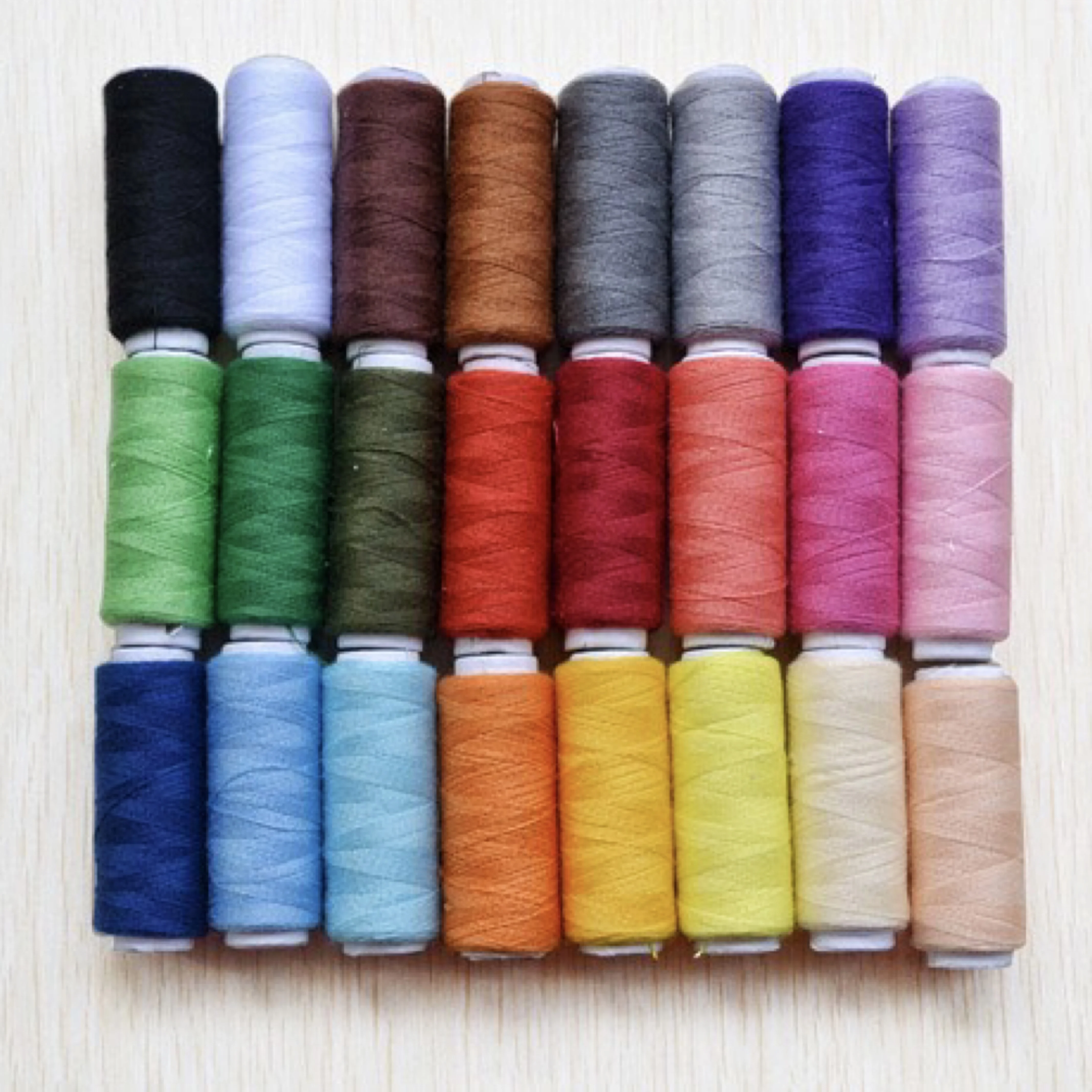 24 Color Sewing Thread 100 Polyester Yarn Sewing Thread Roll Machine Hand Embroidery 200 Yard Each Spool For Home Sewing Kit