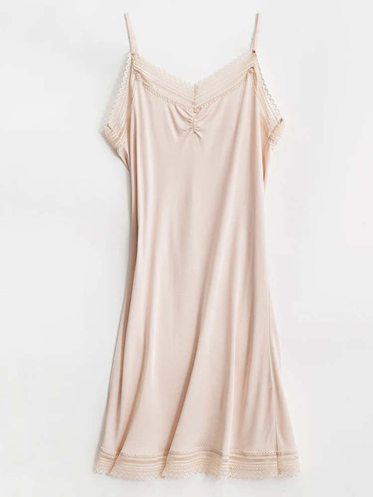 Birdtree Real Silk Blend Slip Dress Women\'s Loose V-neck Sexy Breathable Lace Panels Soft And Skin-friendly Summer P39206QD