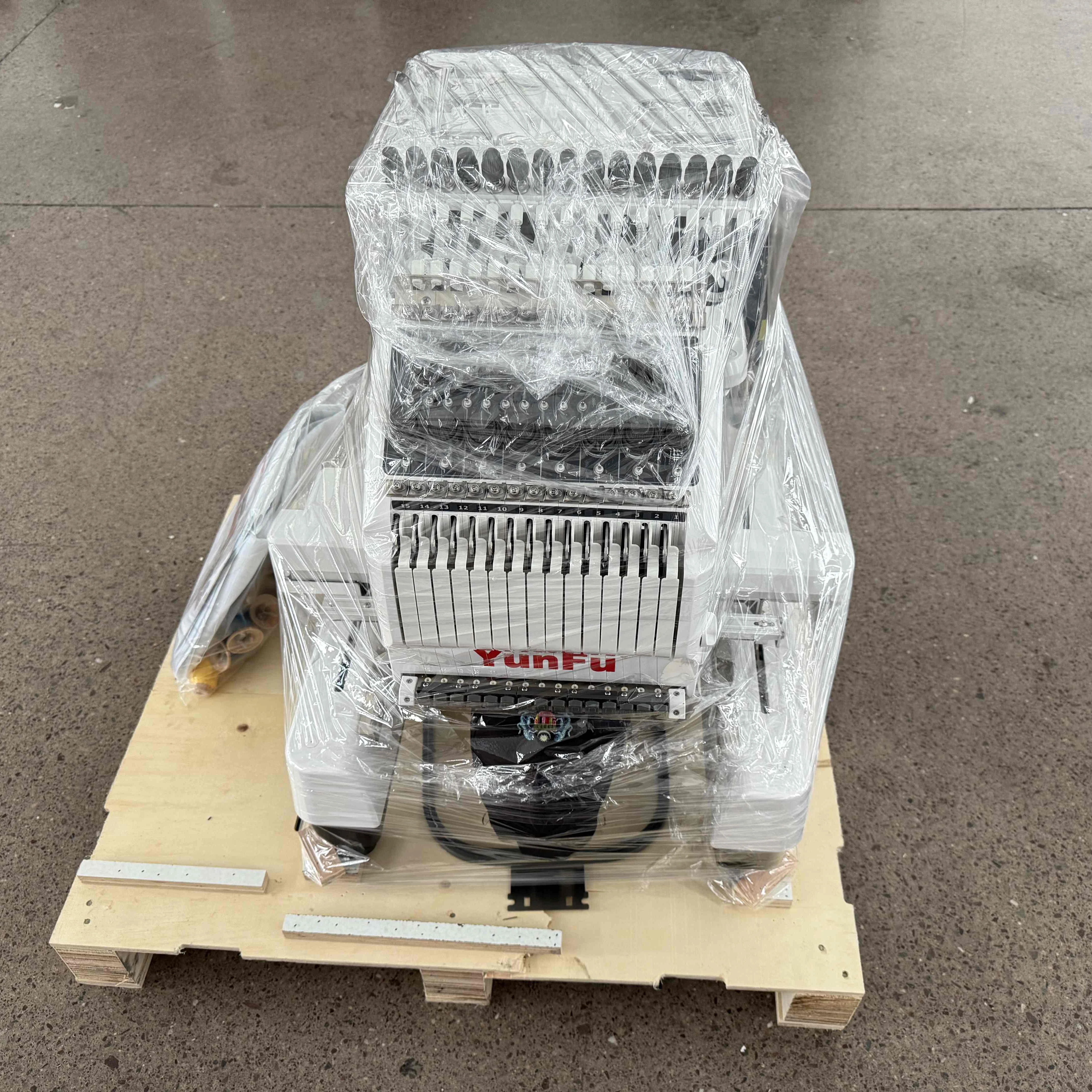 NEW STOCK ARRIVAL 6-Plus PR670E 15 Needles Embroidery Machine New with Table