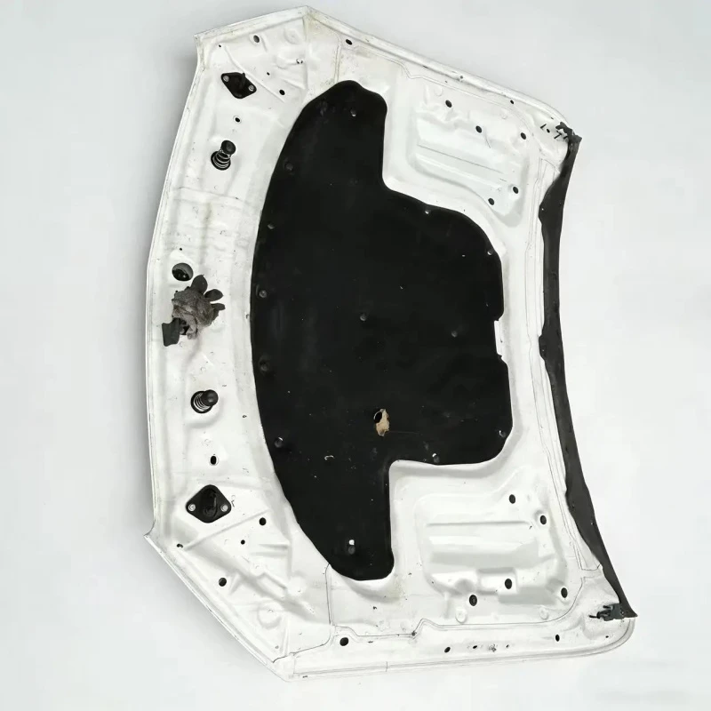High Quality Used Original Paint Engine Hood Bonnet Assembly OE A2058800357 Fit-W205 C-Class Auto Body Replacement