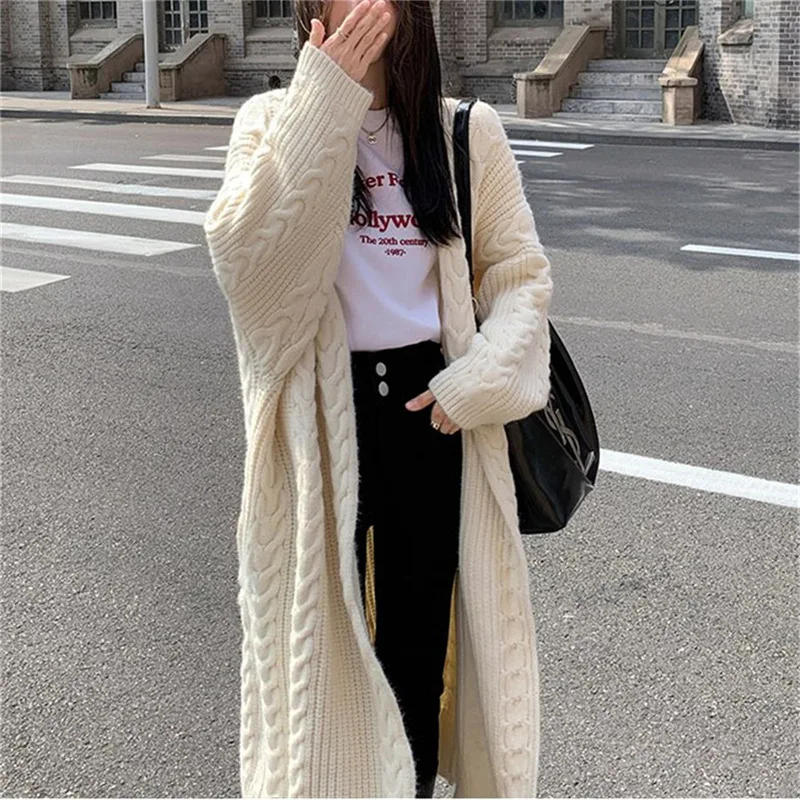 

Autumn and Winter 2025 Loose Lazy Wind Fried Dough Twists Soft Waxy Sweater Cardigan Blouse