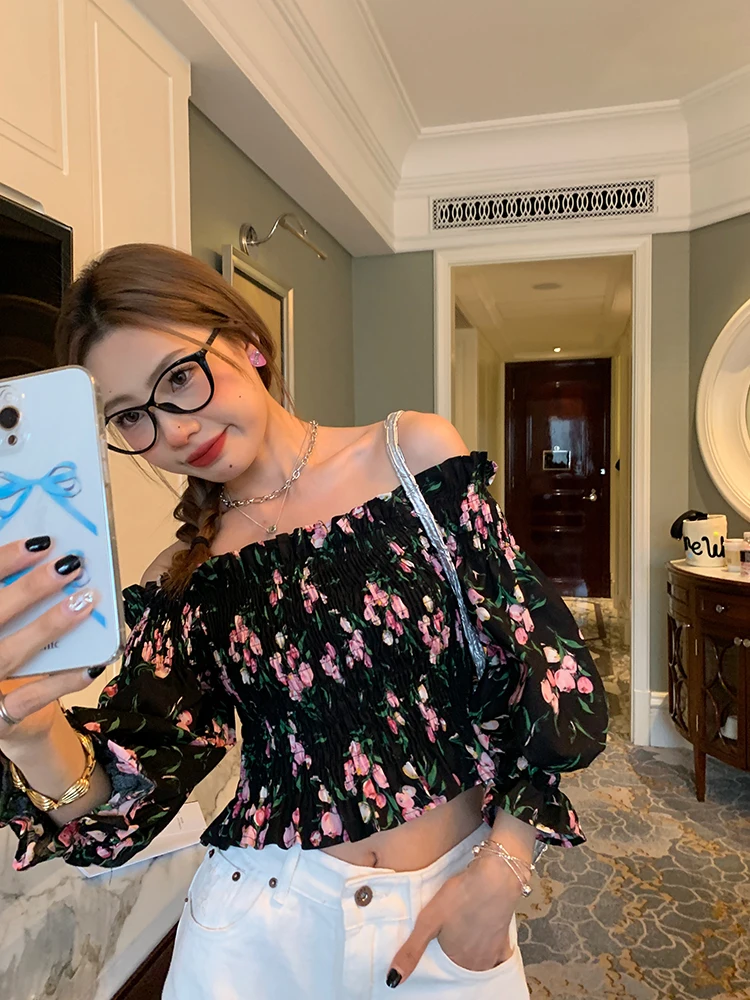 

Женская блузка с цветочным принтом, длинным рукавом и одним открытым плечом, ультракороткая, приталенная, в корейском стиле, для повседневной носки, из хлопка.