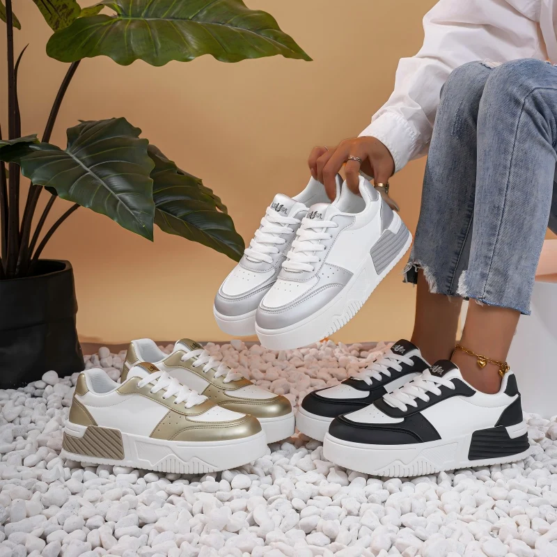 2026 New Trendy Thick-Soled White Sneakers for Women, Color-Blocking, Genuine Leather, Lace-Up, Breathable