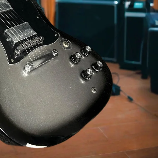 Electric Guitar Silver Gray Sunburst with Large Pickguard Mahogany Body HH Pickup Double Cutaway Body Rosewood Fingerboard Gift