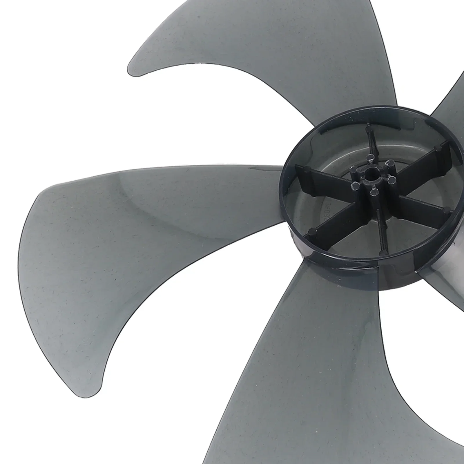 Five Leaves Fan Blade With Nut Cover  Made Of PP Plastic  Suitable For 14 Stand Fan Or Desk Fan Black And White