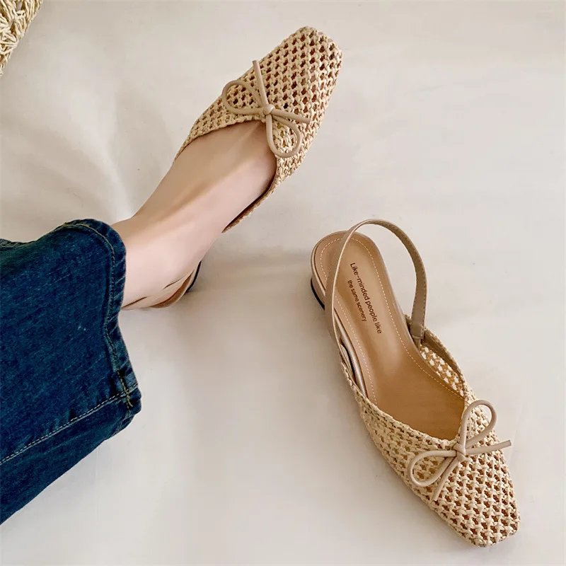 صنادل نسائية بتصميم حزام خلفي بفيونكة منسوجة صيفية جديدة برأس مربع وفم ضحل حذاء فردي مريح وأنيق ورائع