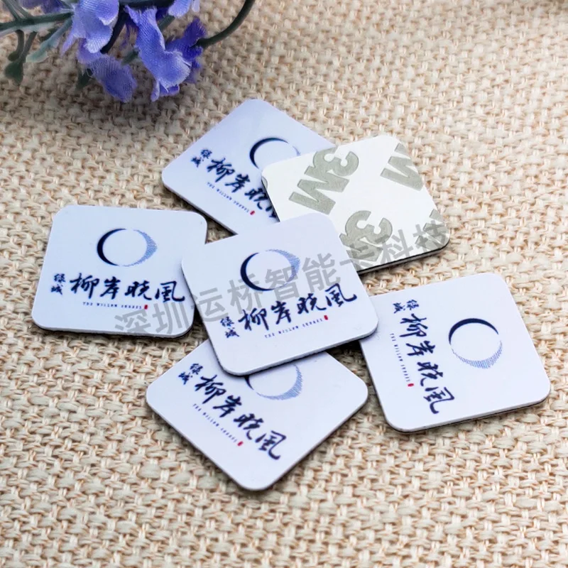 Customized.nfc213 Social Bumper Sticker Anti-Metal Epoxy Phone Sticker Door 25mm RFID Access Card Sticker