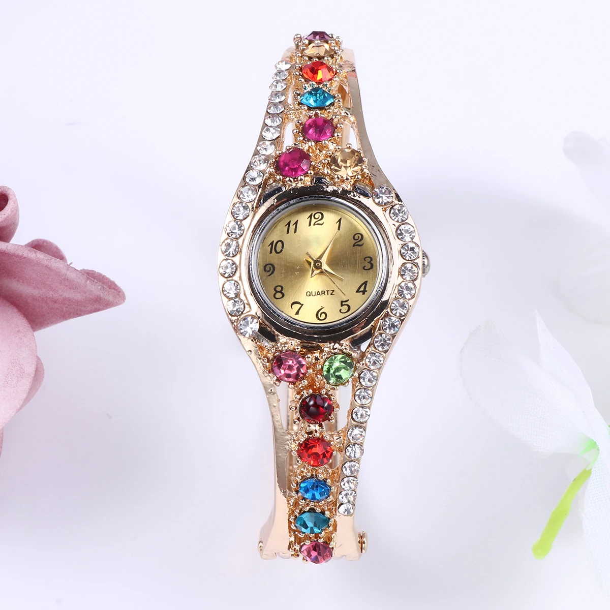 

Trendy Bracelet Watch For Women Fashion Diamond Quartz Watch Elegant Waterproof Long-Lasting Stylish Gift Clock
