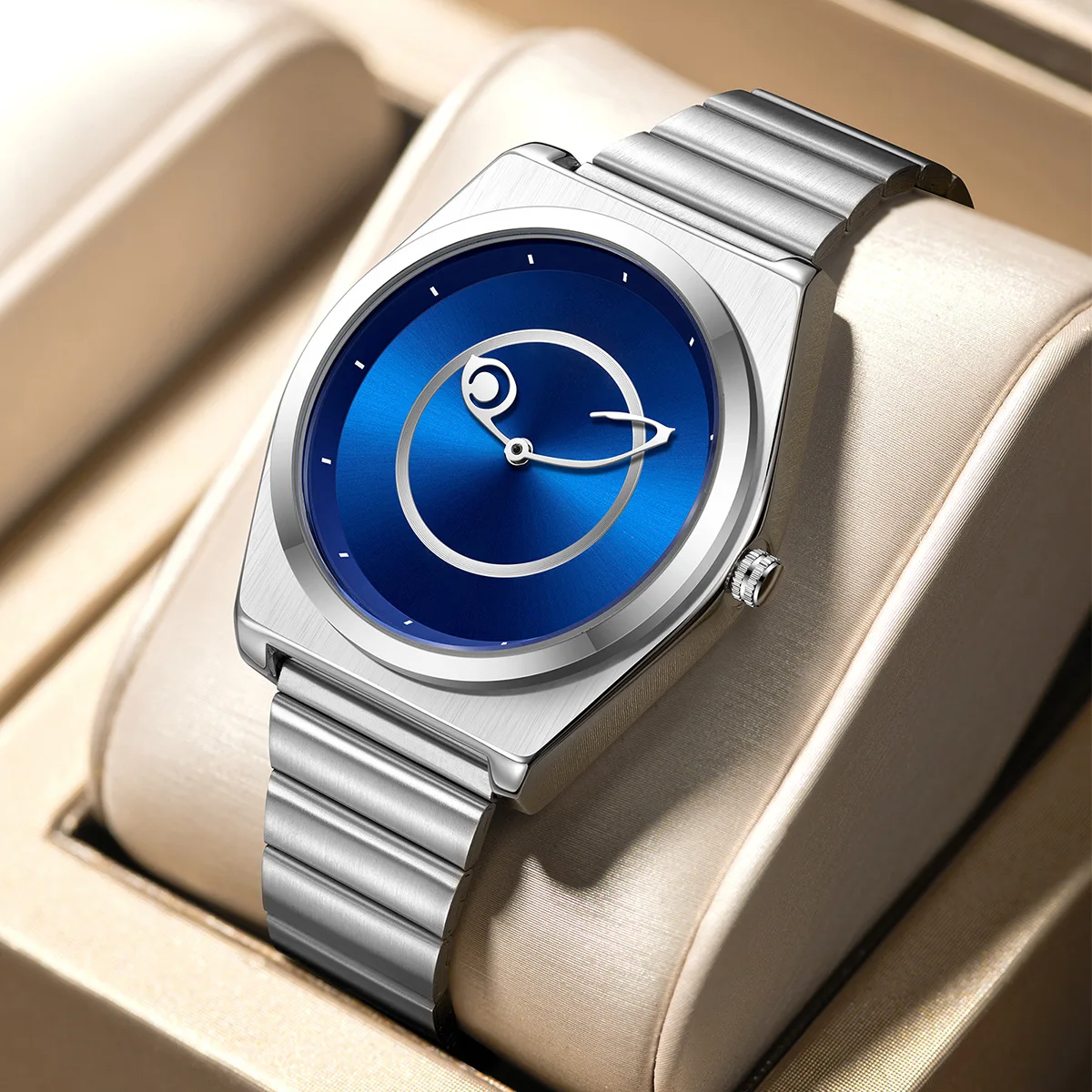 Creative  Quartz Watch Men Design Devil God Eye High Quality Waterproof Luxury Movement Leisure Fashion Watches Men Watch Clock