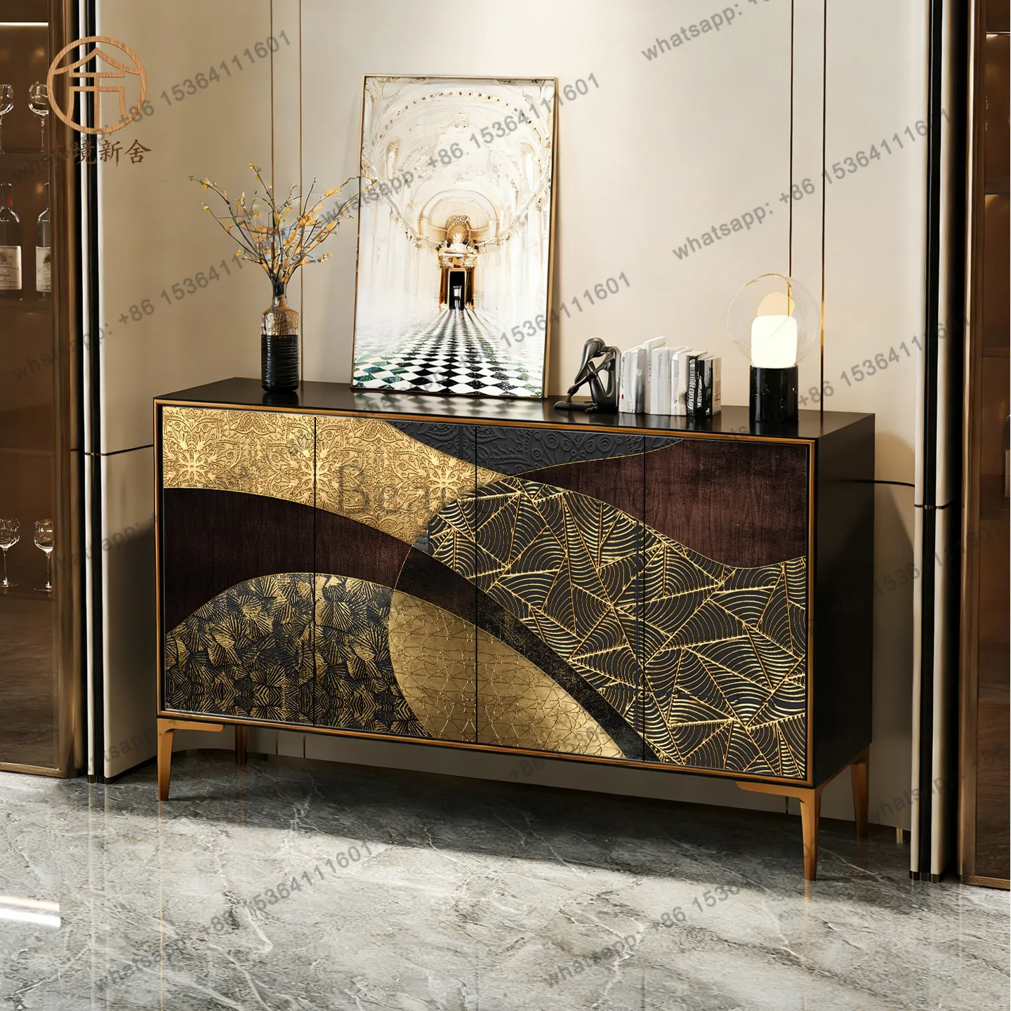 

2026Solid wood light luxury antique chest, retro metal entrance locker