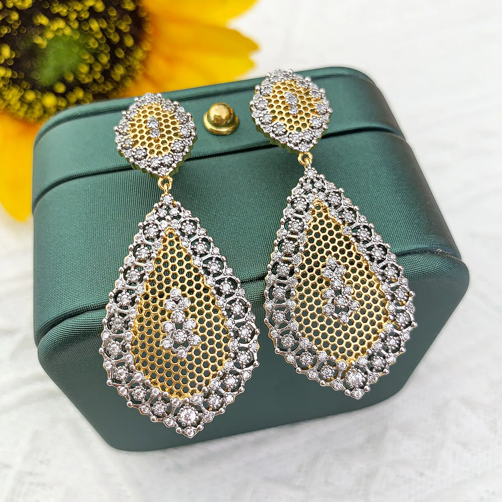 

Medieval court style honeycomb hollow drop earrings alloy artificial diamonds