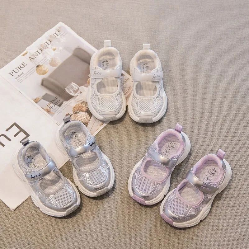 

Girls' Baotou Sandals 2025 Summer New Children's Single Mesh Sports Shoes Girls' Beach Shoes Breathable Casual Mesh Shoes