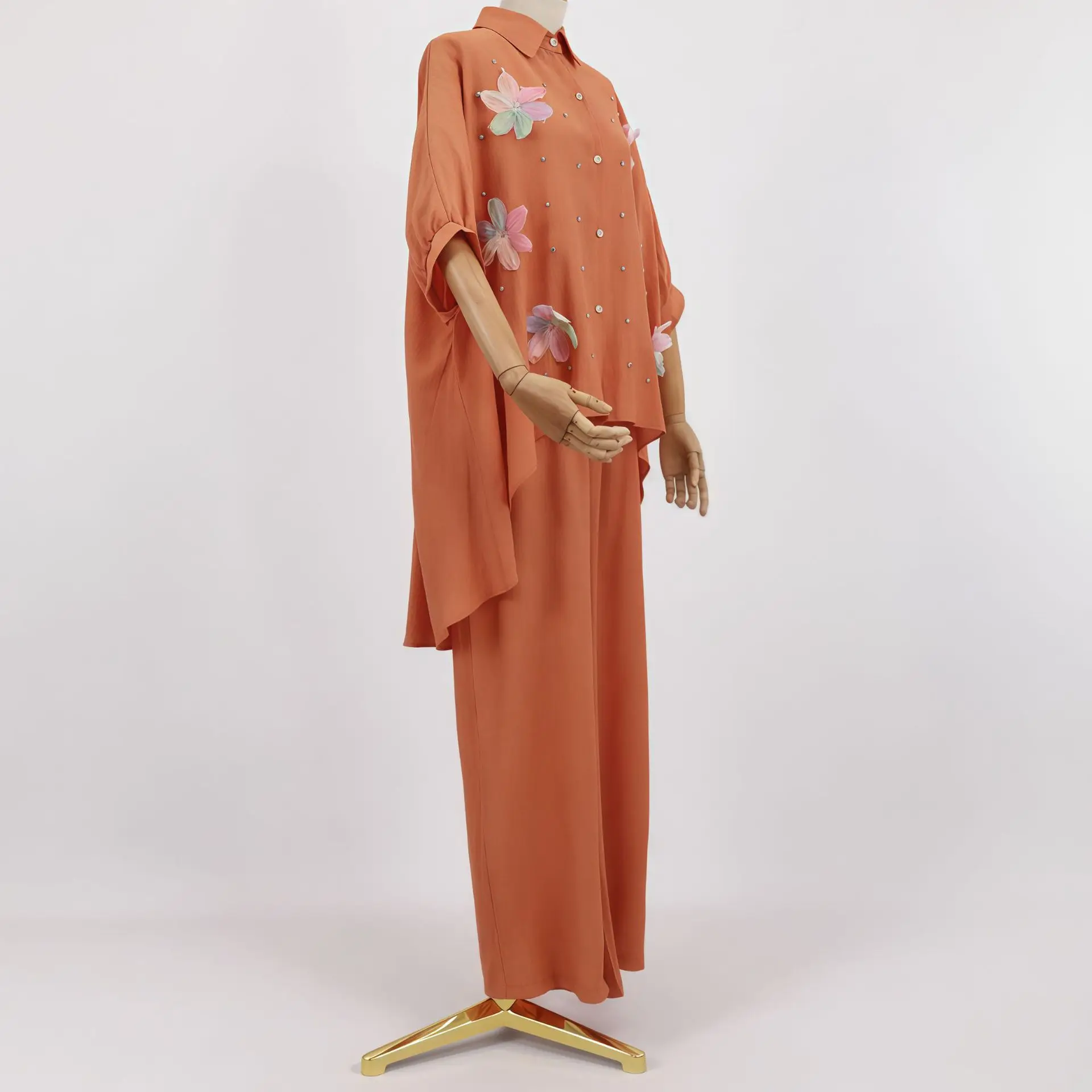 Dubai Muslim Women Two Piece Sets Short Sleeve Flower Buttons Shirt Pants Suits Tops Musulman Ensembles Islamic Arabic Outfits