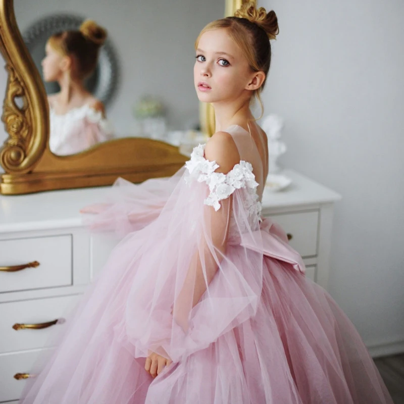 2024 Flower Girl Dress For Wedding Applique Pink Tulle With Bow Long Sleeve Kids Birthday Party First Communion Ball Gowns