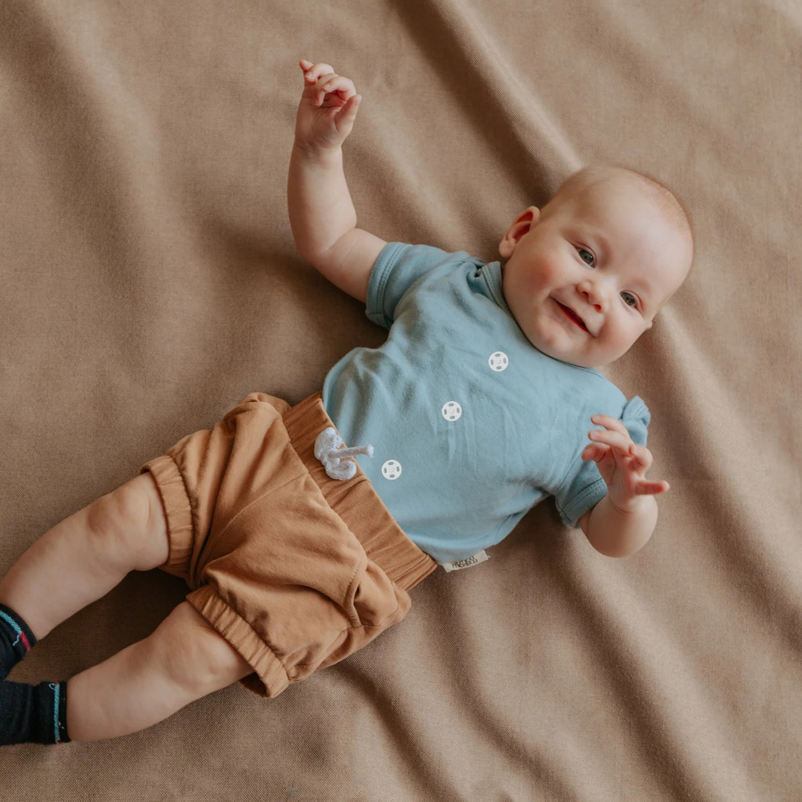 

2 Bags Transparent Plastic Concealed Buttons Practical Clothes Safety Anti Peering DIY Ornaments Concealed Buttons