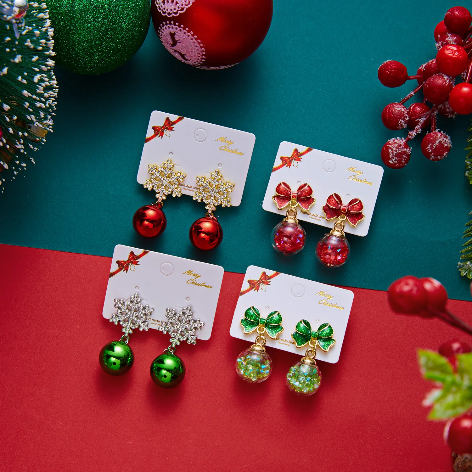 Kreative grüne Kristallkugel-Ohrringe mit Schleife für Frauen, Weihnachts-Schneeflocken-Lichtkugel-Ohrhänger, Y2K-Neujahrs-Schmuck – Detail 5