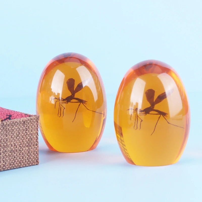 3D Mosquito Amber Collection Paperweight ,Unique Design Realistic Flat Bottom Shaped Paper Weight For Home Desk Decor Ornament