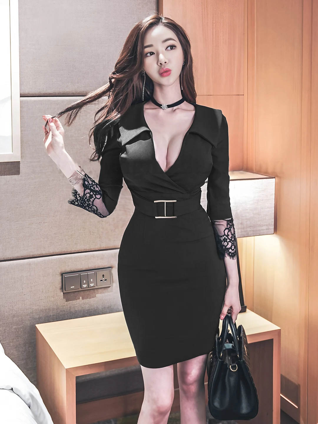 

Сексуальное облегающее платье с глубоким V-образным вырезом и завязками на талии для ночного клуба, большие размеры, новинка 2026 года, с поясом, коротким рукавом, высокой талией, из хлопка