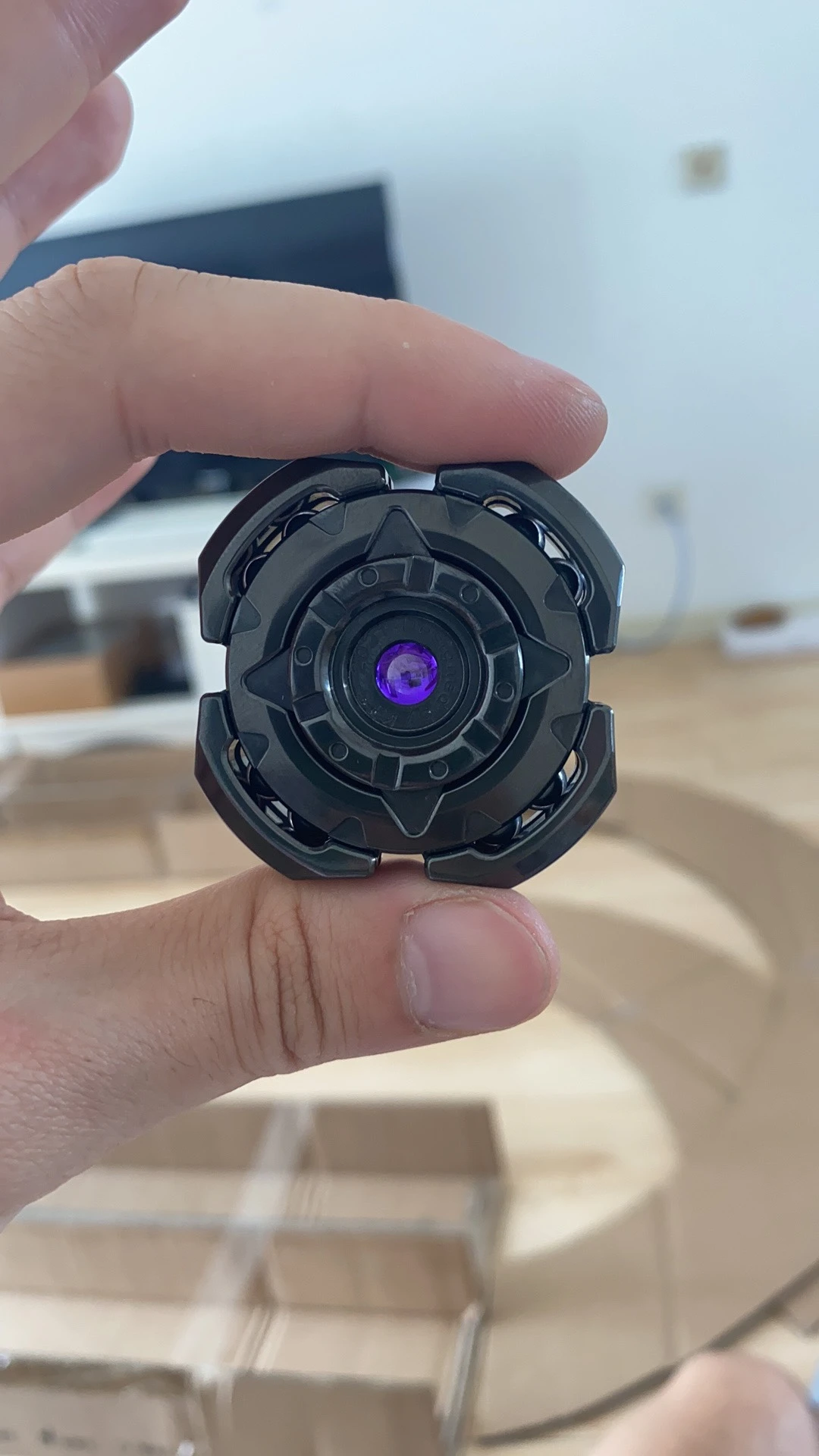 

Гироскоп на кончиках пальцев из циркония KTS Gladiator