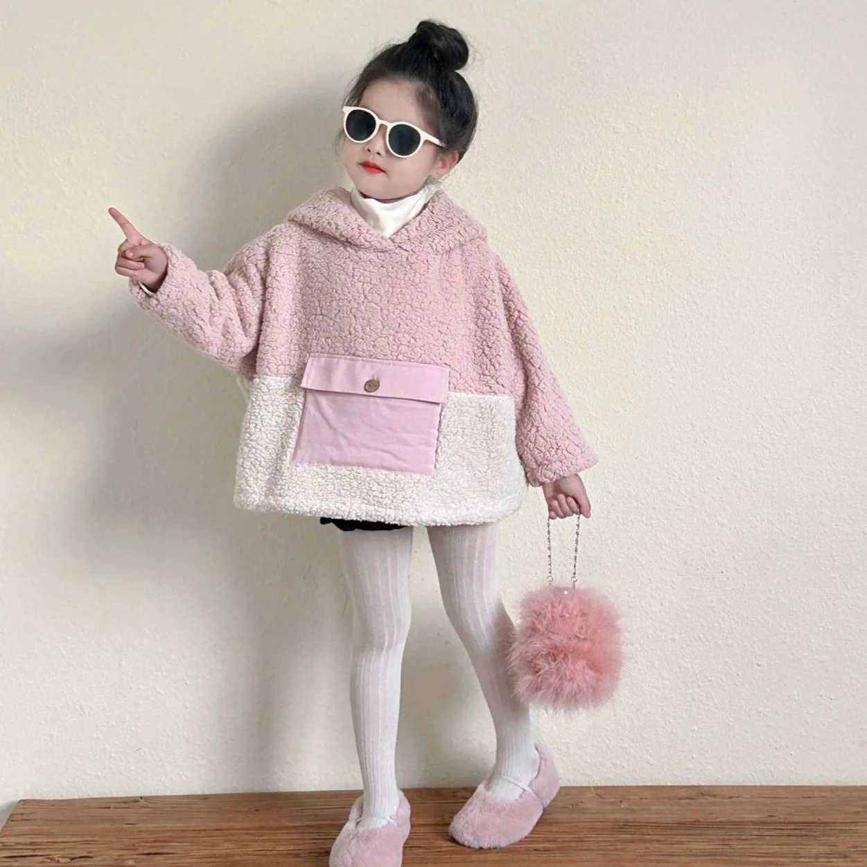 Girls Coat 2024 Winter New Childrens Wear Korean Style Girl Baby Foreign Hooded Rabbit Ears Bubble Fleece Thick Coat Casual