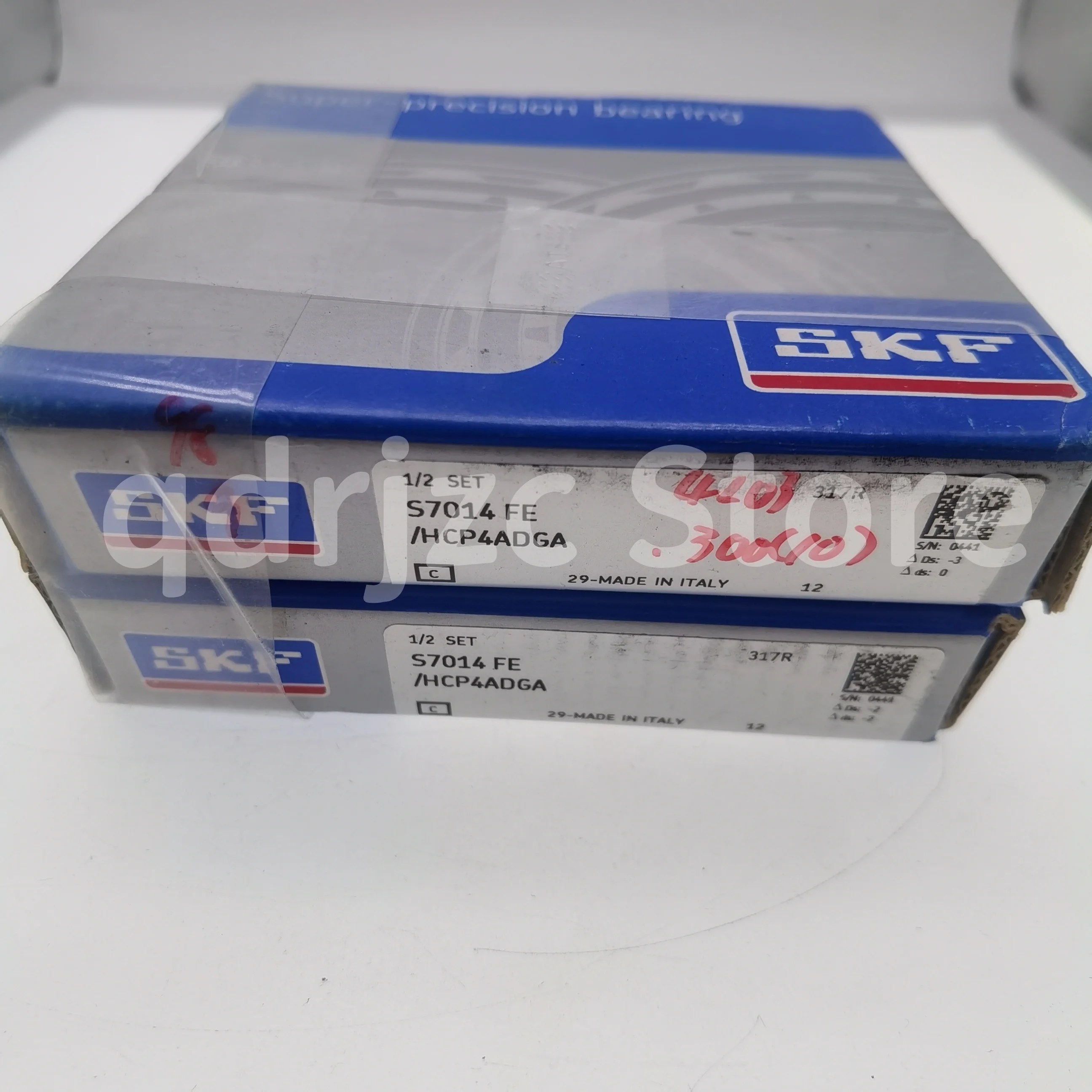 Ultra-precision angular contact ball bearing S7014FE/HCP4ADGA, freely paired and can be combined as desired
