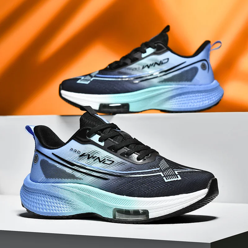 أحذية رياضية رجالية جديدة غير رسمية للفصول الأربعة قابلة للتنفس وخفيفة ومضادة للانزلاق ومقاومة للاهتراء للجري في الهواء الطلق أحذية رياضية ترفيهية