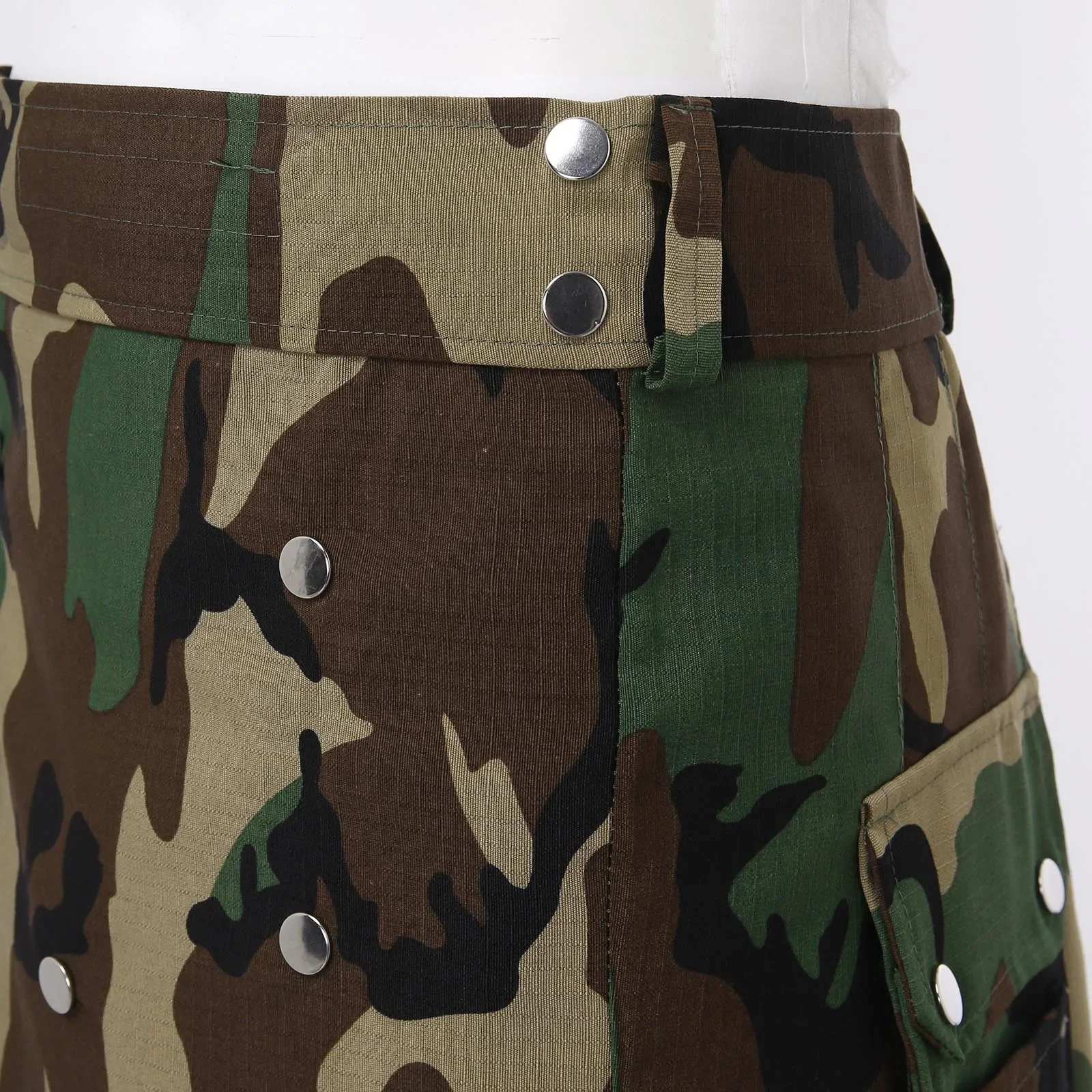 Camouflage Kilt moda uomo gonna stile scozzese Casual tasca a pieghe pieghettata medievale al ginocchio gonna Utility Tartan