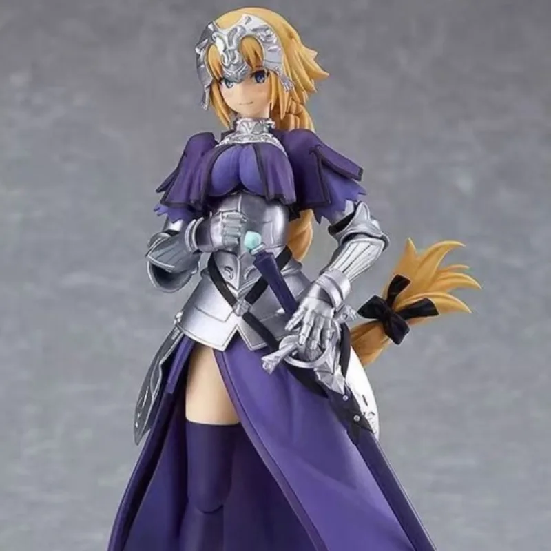 Nuovo Fate/stay Night Figura Cartoon Giovanna d'Arco Modello Ornamento Saint Anime Merchandise Regalo di festa Giunti posizionabili in scatola