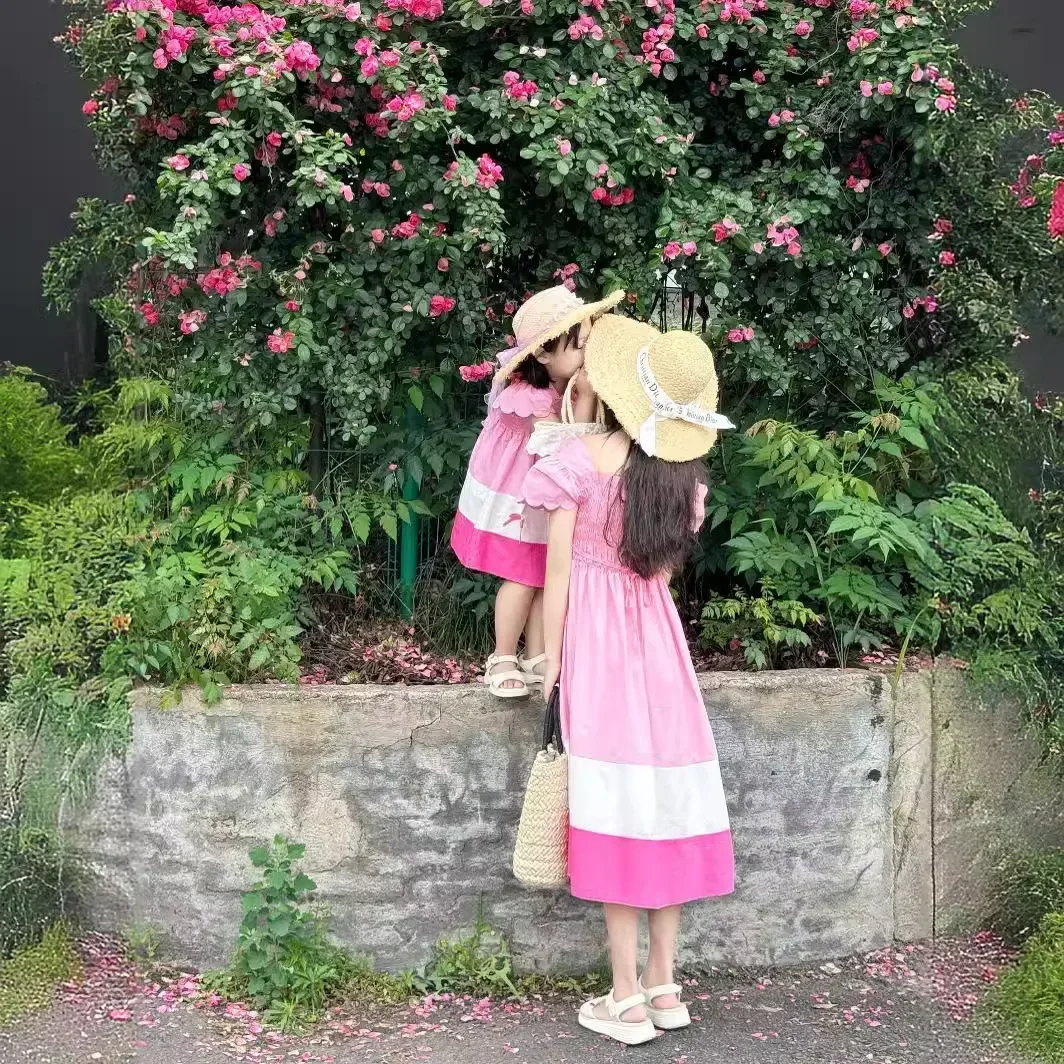 2025 HolidayPink bata vestido vacaciones mamá bebé niña Vestidos coreano padre-niño ropa igual Vestidos madre hija a juego